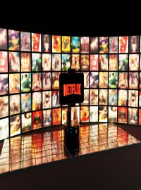 Top 10 Family Movies on Netflix & Good Family Mini Dramas
