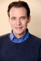 Alistair David Herz Wallpaper