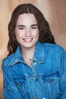 Kimm Dizdari Wallpaper