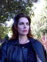 Varda Appleton Wallpaper