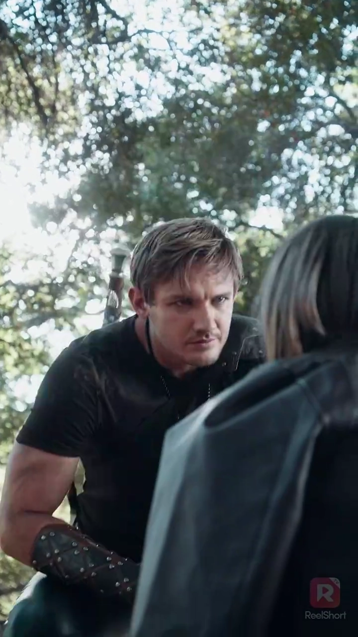 Связана с мятежным волкомфото