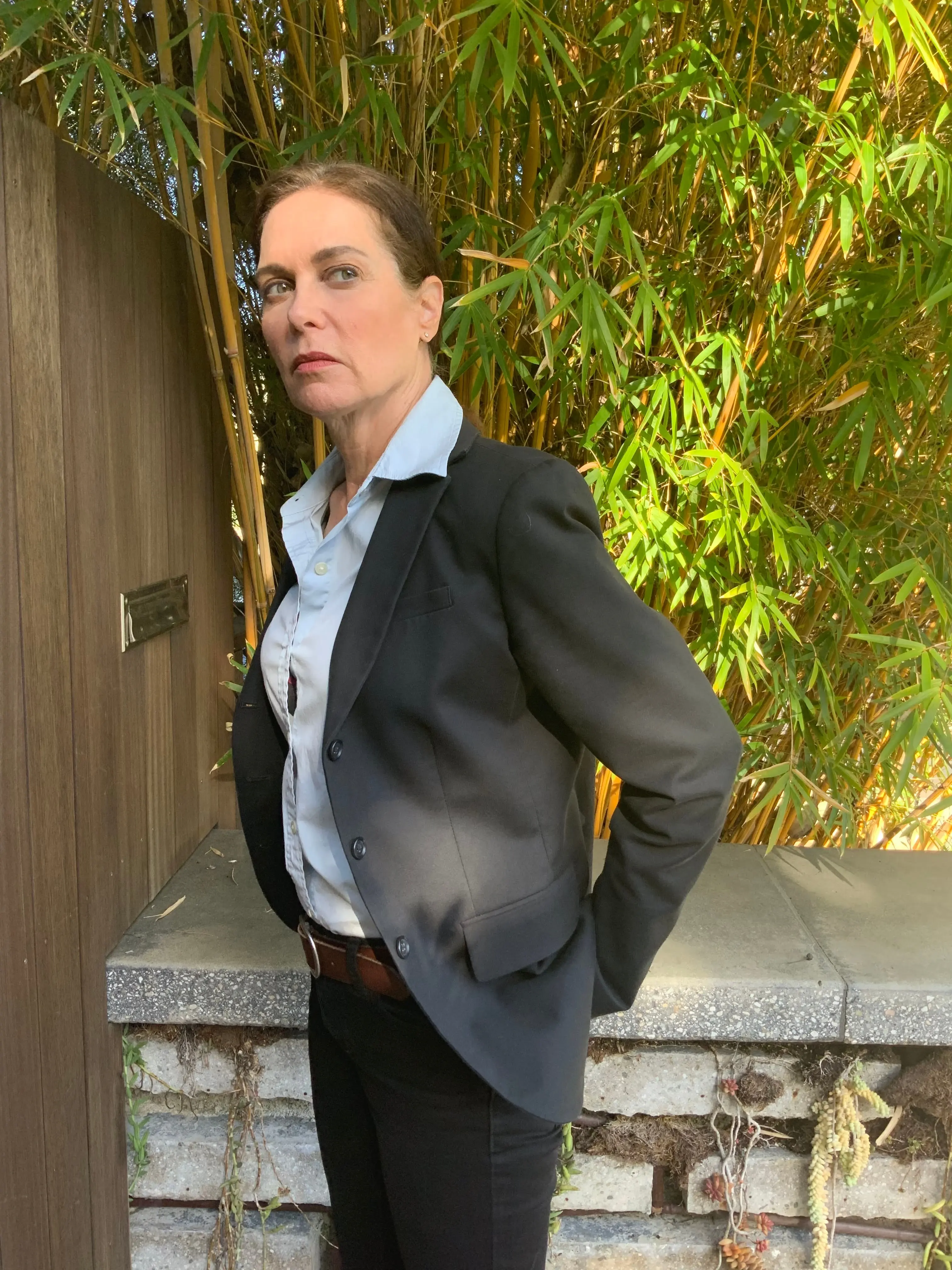 Varda Appleton Wallpaper