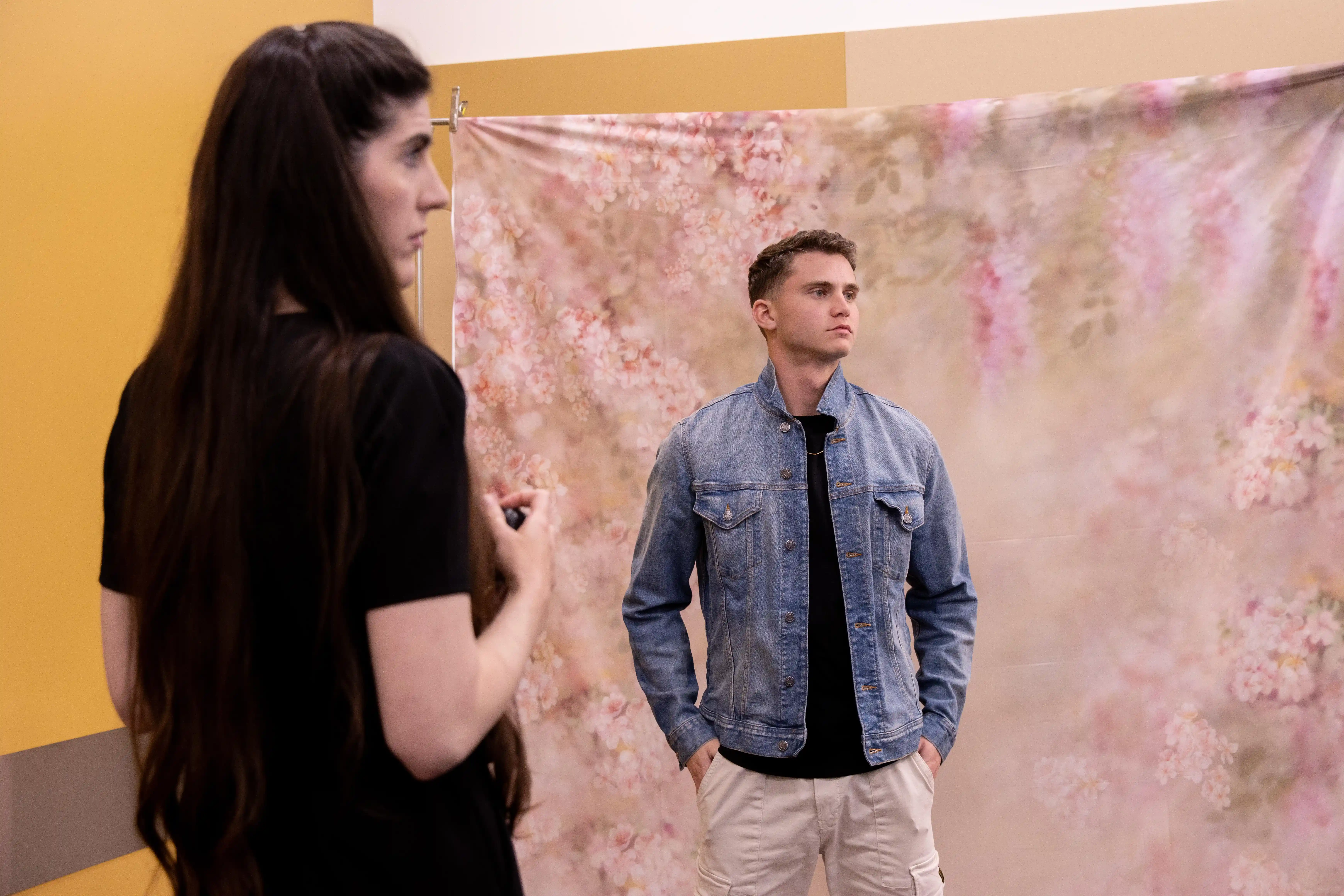 Lonny Presman Wallpaper