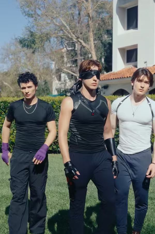 Three Alphas’ Seducing Game full episodes