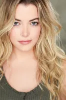 Caroline Anna-Kaye Green Wallpaper