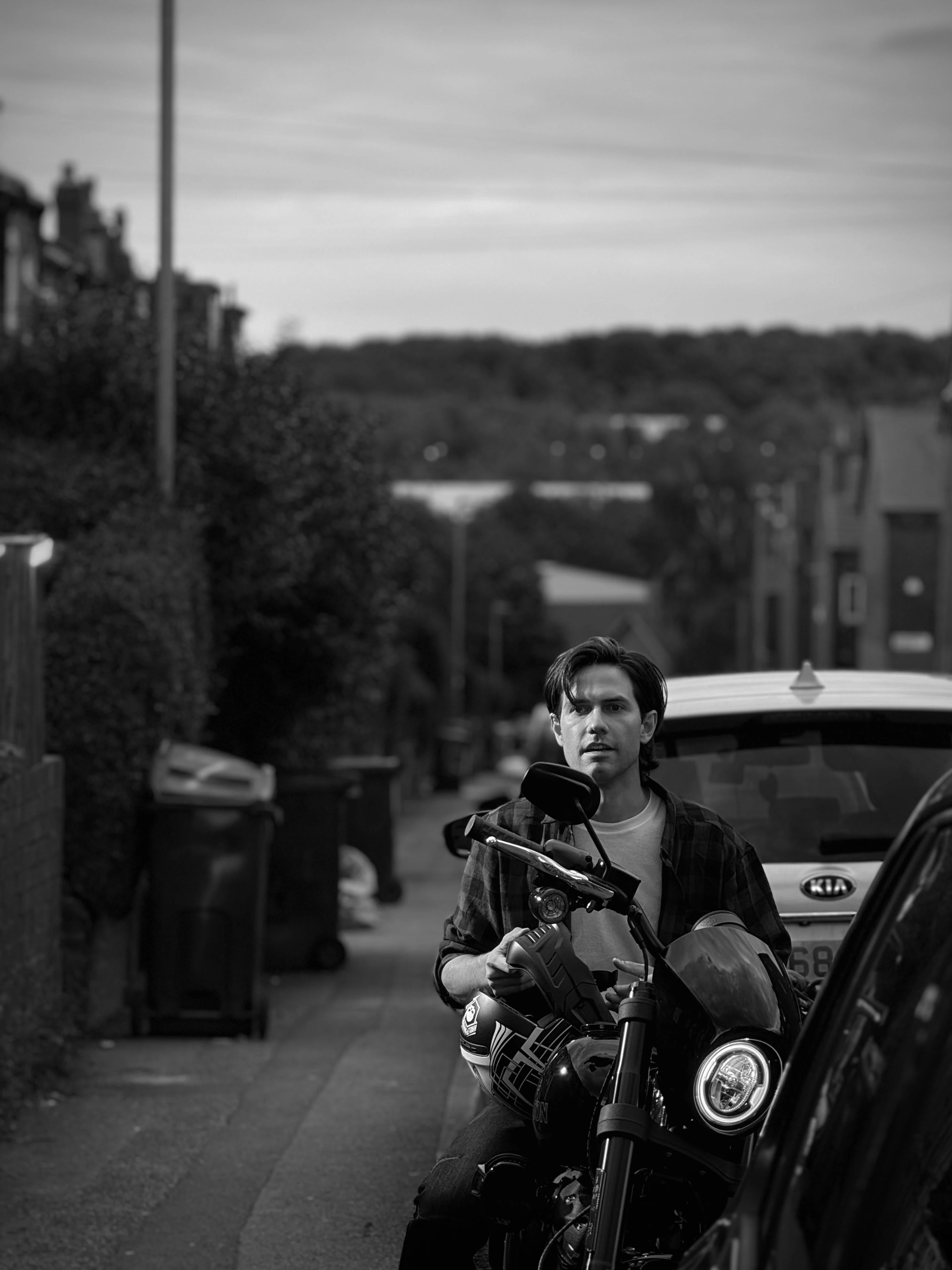 Paul Williams Donovan Wallpaper