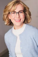 Erin Brownett Wallpaper