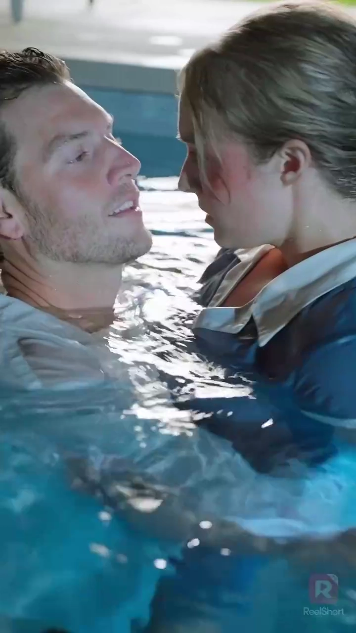 Милая жена господина Хиллсафото