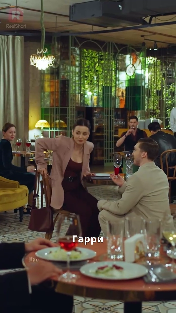 Женщина объявляет войнуфото