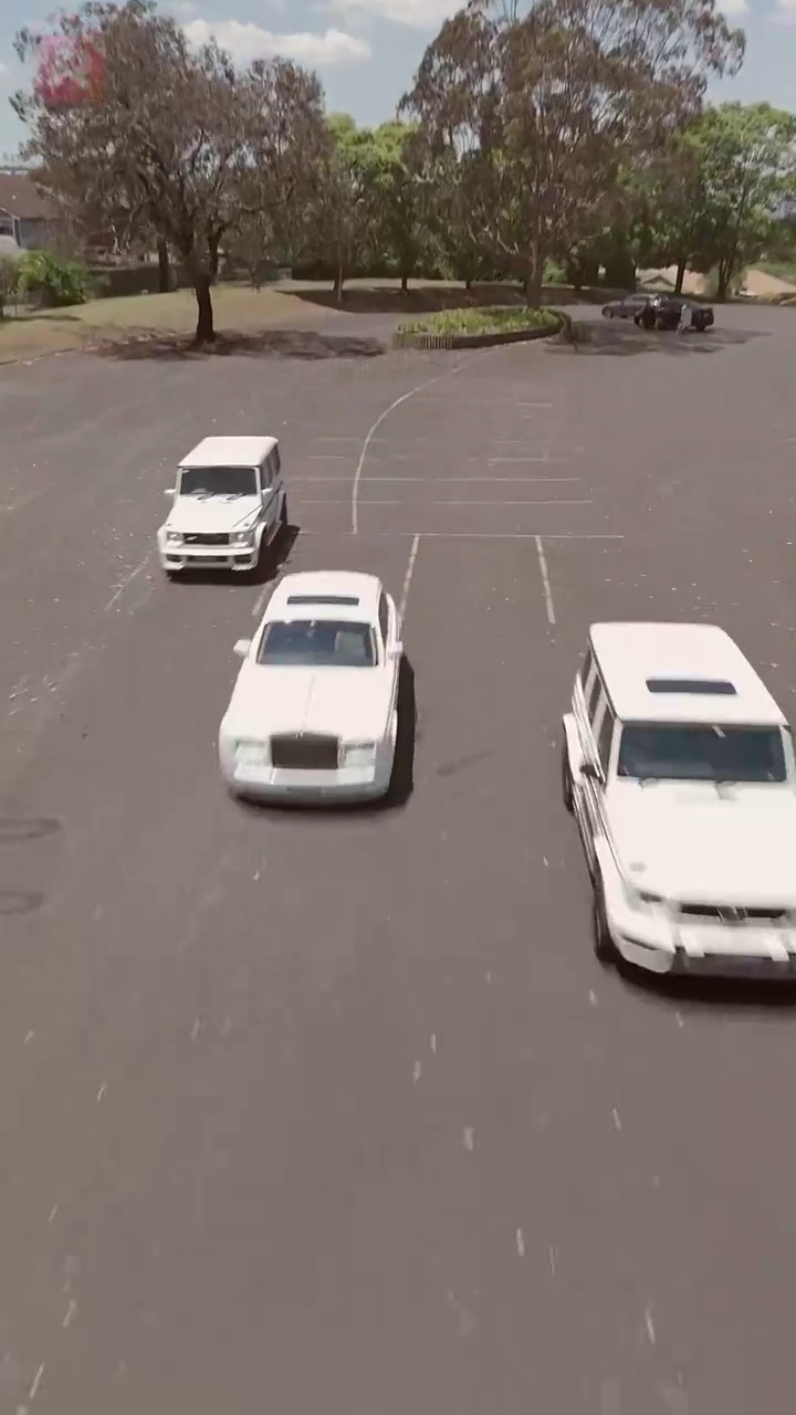 Наследница: муж в черном спискефото