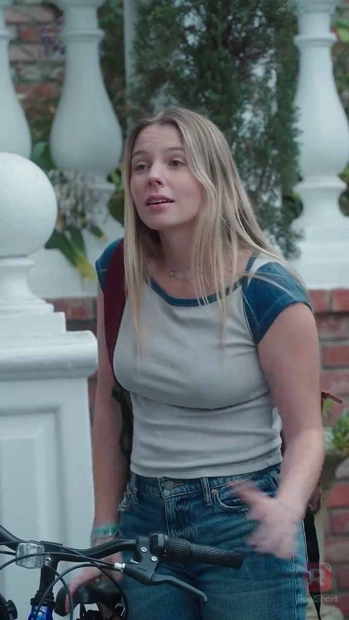 [Озвучка] Наследница против самозванкифото