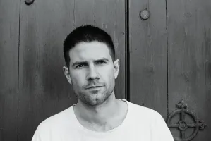 Paul Williams Donovan Wallpaper