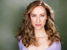 Heidi Danae Crane Wallpaper