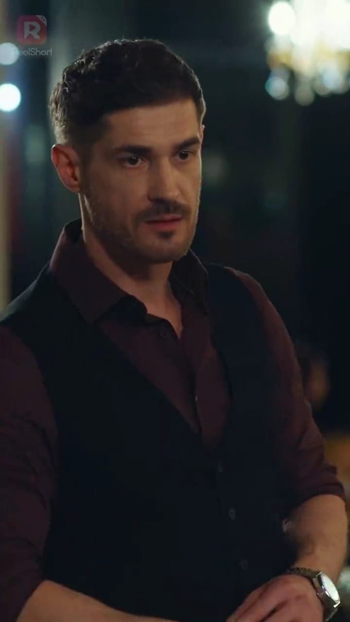 Женщина объявляет войнуфото