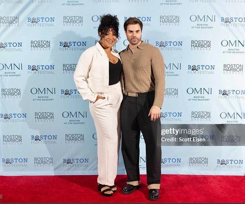 Josh Roman Riley Wallpaper