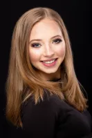 Julia Mason Wallpaper