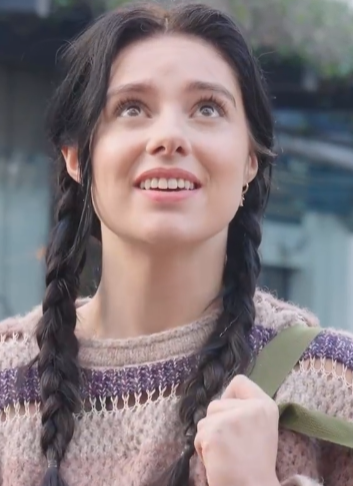 Hillbilly Girlie Marries a Billionaire Full Movie