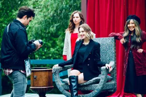 Gloria Therese Wallpaper