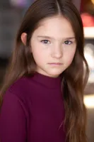 Lauren Jude Rosa Wallpaper