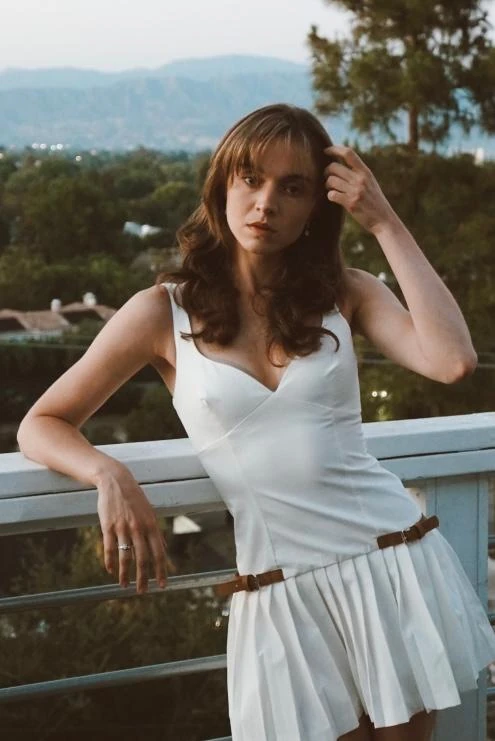 Sara Yigin Wallpaper