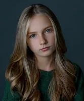 Emilia Fokova Wallpaper