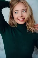 Julia Mason Wallpaper