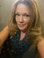 Dori Milly Grace Wallpaper