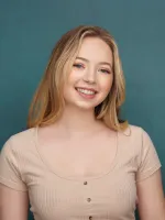 Julia Mason Wallpaper