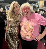 Raphaella Dreyer Wallpaper