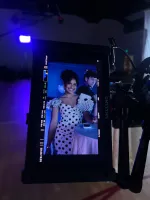 Lauren Vaz Wallpaper