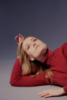 Aislinn Evans Wallpaper