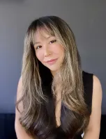 Gloria Therese Wallpaper