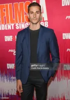 Ryan Vincent Wallpaper