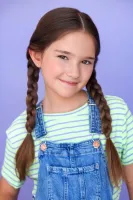 Lauren Jude Rosa Wallpaper