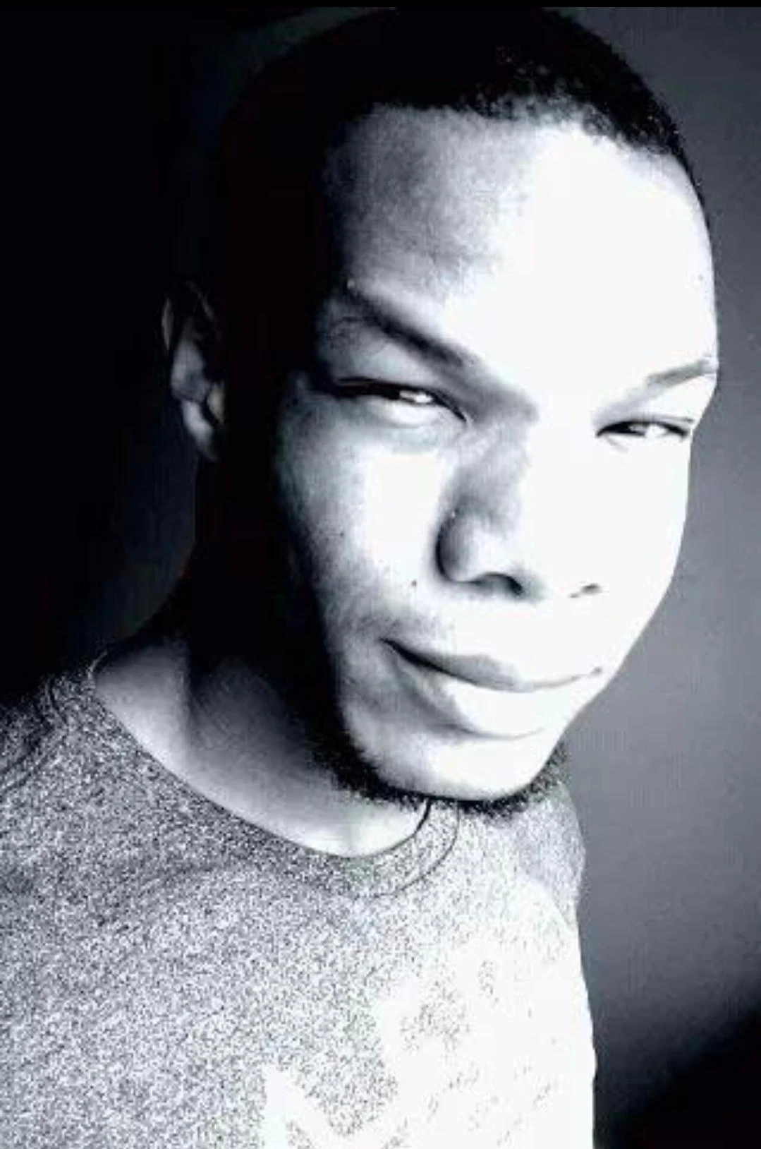 Isaiah Carraway-Bean Wallpaper