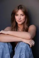 Hannah Macaulay Wallpaper