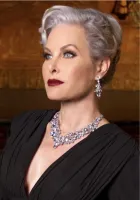 Monique Parent Wallpaper