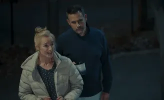 Carole Brown Wallpaper