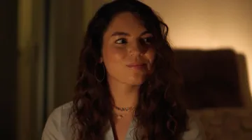 Julia Clarke Wallpaper