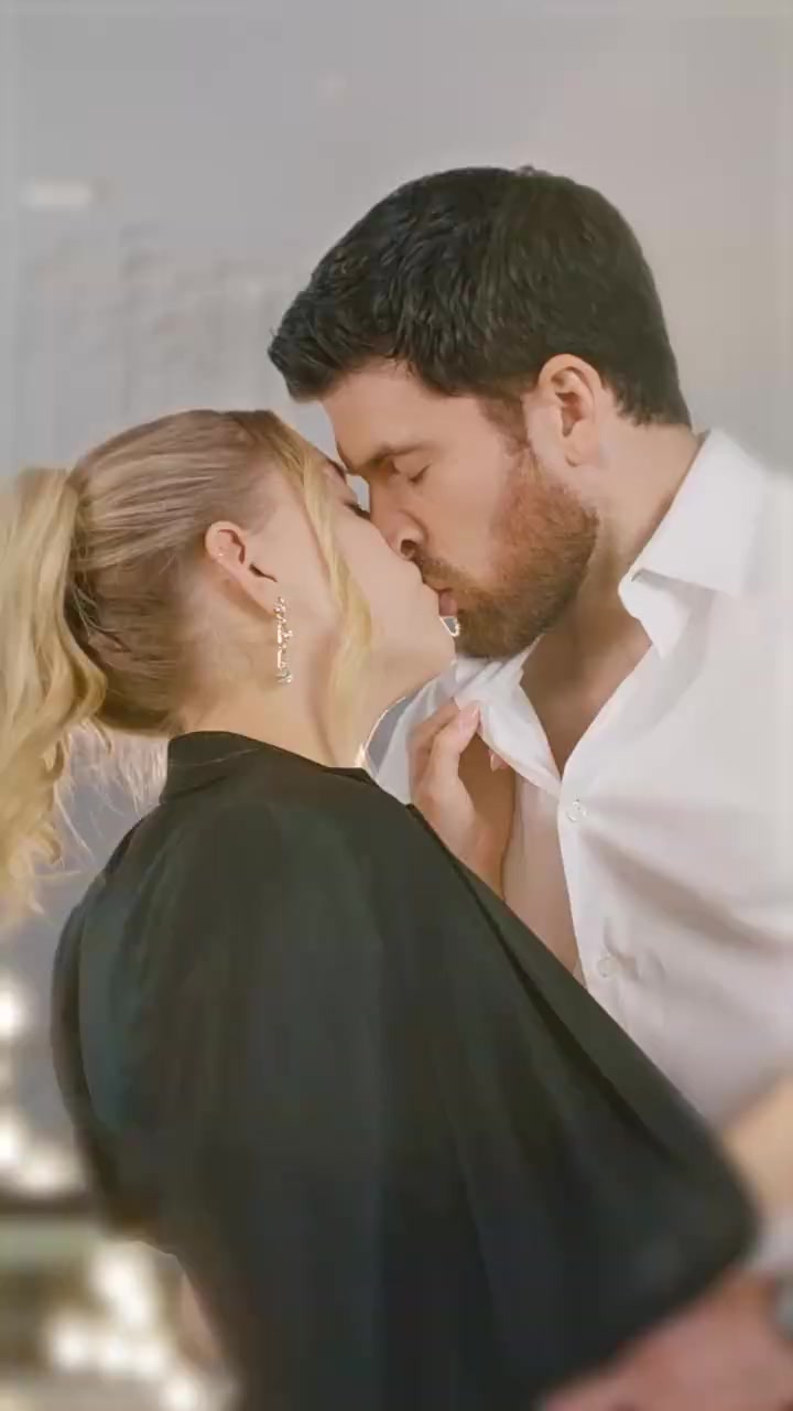 I Kissed a CEO and He Liked It full movie