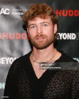 Rhett Wellington Wallpaper