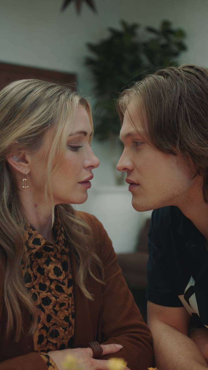 The Billionaire Sex Addict and His Therapist